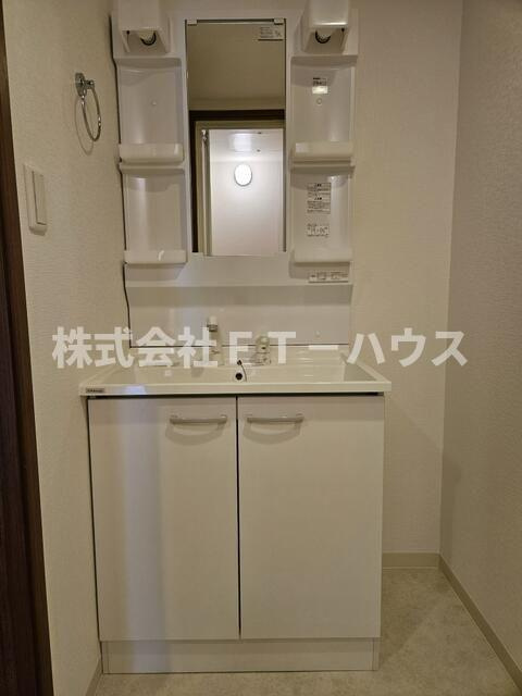 ドエル宇田川の独立洗面台