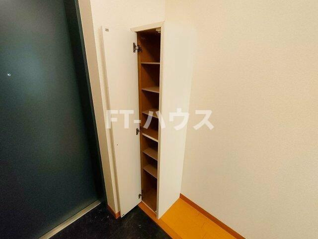 ＦＬＡＴ船橋の玄関
