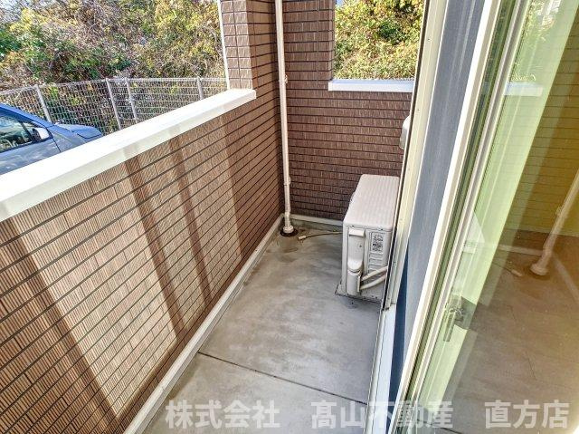 北九州市八幡西区真名子２丁目のアパートのバルコニー