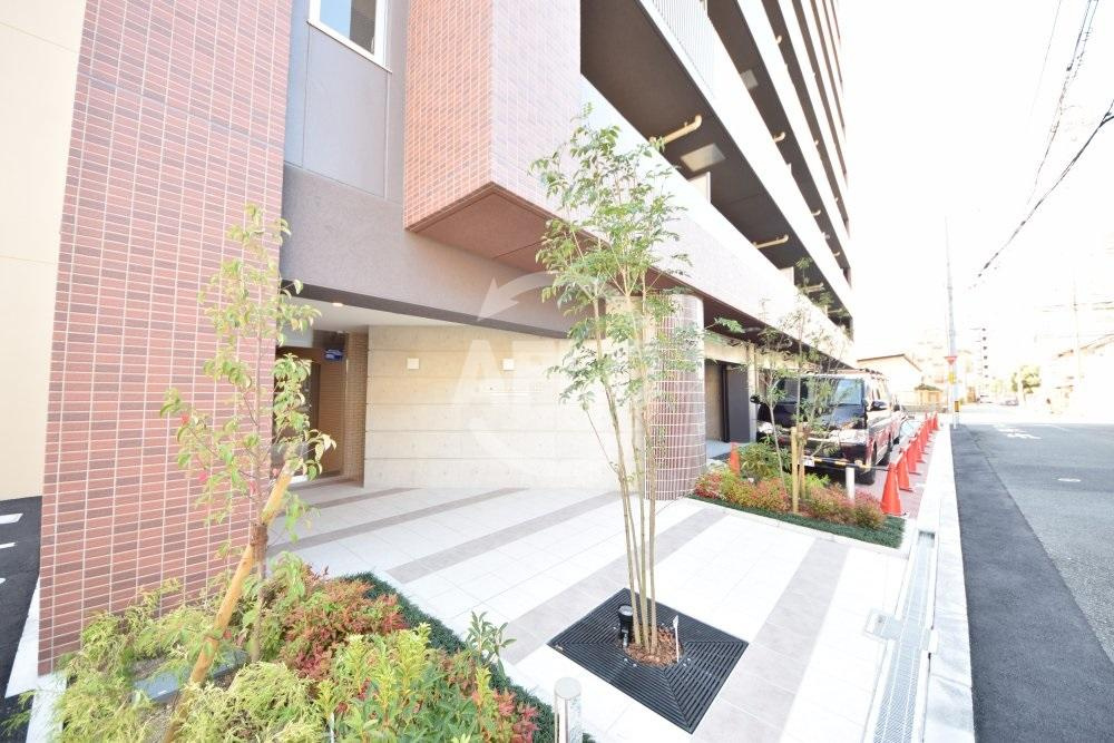 ドミール丸好　三軒家東小学校区のエントランス|ドミール丸好　エントランス