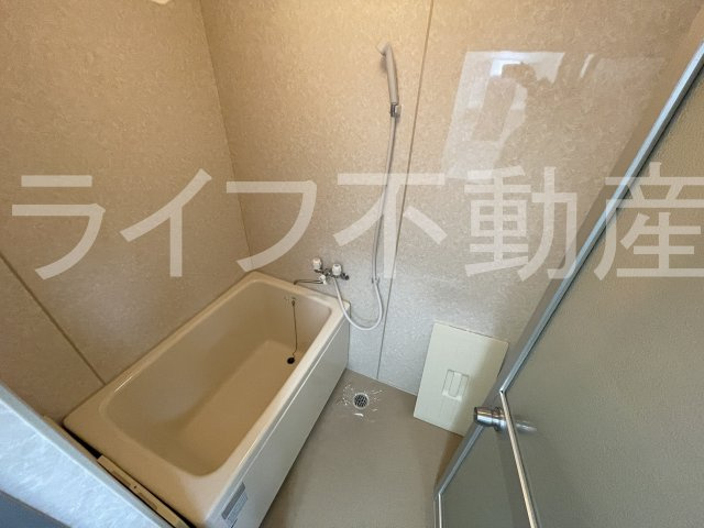 サイレンスハイムの浴室|お風呂で日々の疲れを落としましょう
