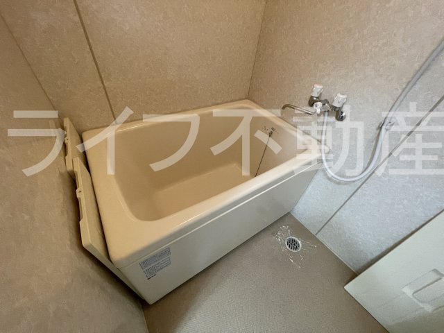 サイレンスハイムの浴室|きれいなお風呂です