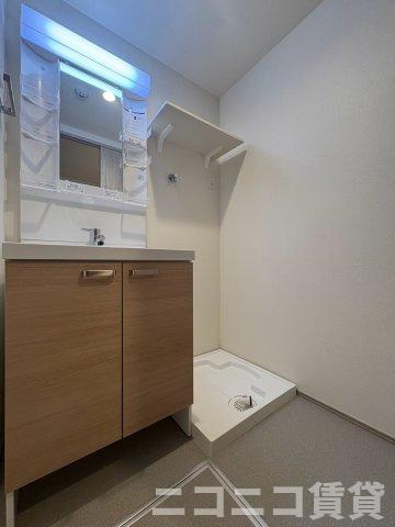 葛飾区西亀有４丁目のアパートの独立洗面台|別号室イメージの為、現状を優先致します。