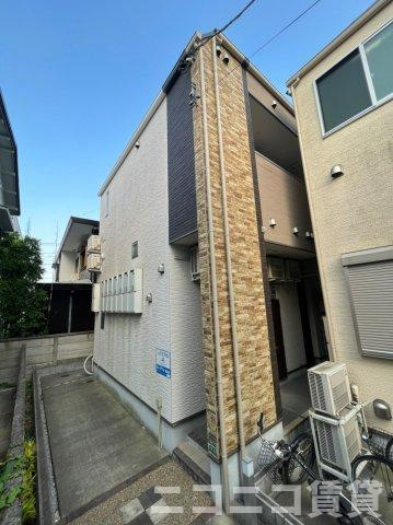 豊島区長崎２丁目のアパートの外観|
