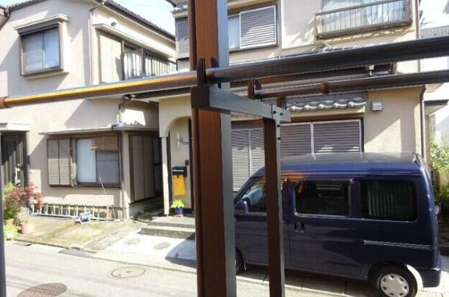 メゾンフジのエントランス