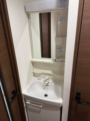 Wing　HANEDAの洗面所
