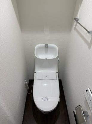 Wing　HANEDAのトイレ
