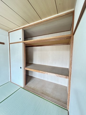 加島フラット の収納