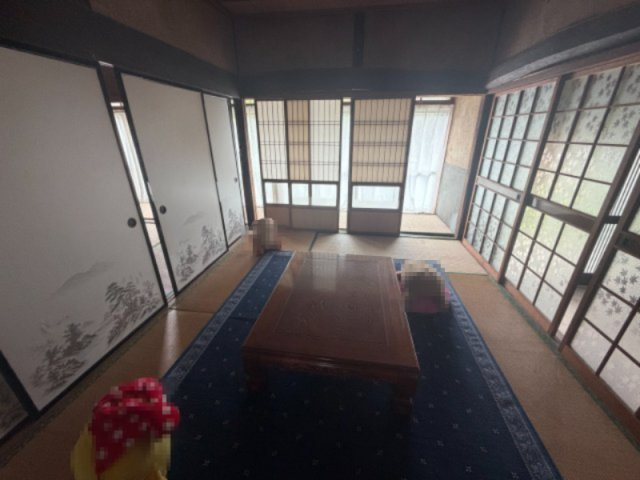 山鹿市菊鹿町 5DK＋納屋の和室|落ち着いた雰囲気の和室付きです