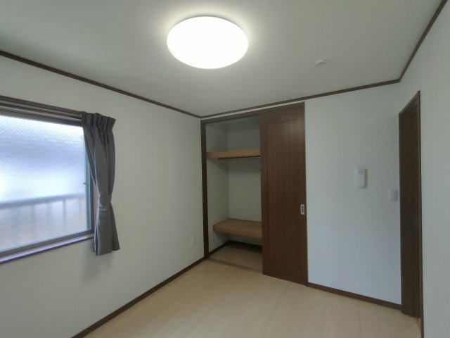 江戸川区松島３丁目の一戸建ての居間・リビング