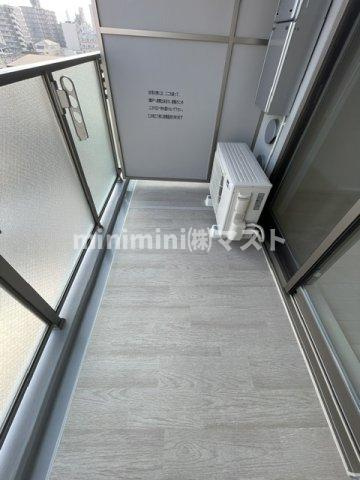 エスリード大阪イーストエッジのバルコニー
