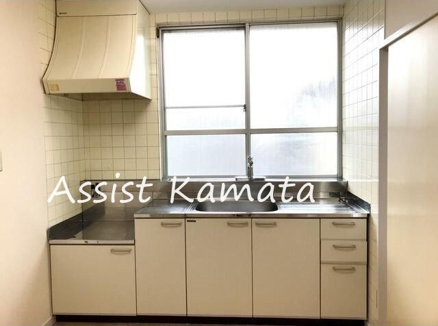 コウワマンションのキッチン|写真は同タイプの別号室です