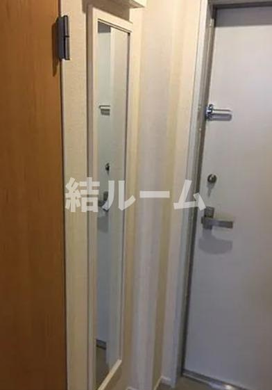 板橋区前野町５丁目のアパートの玄関