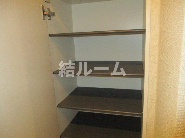 板橋区前野町５丁目のアパートの収納