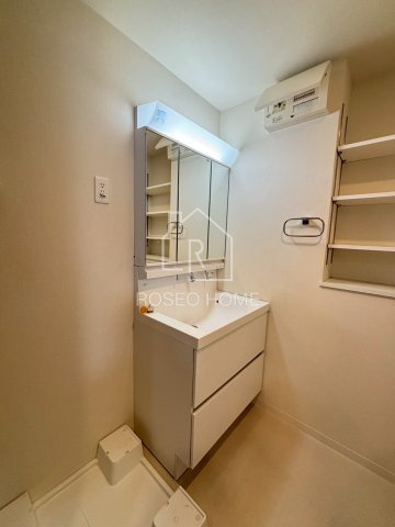 セファ上本町の洗面所|同マンション別部屋：参考写真