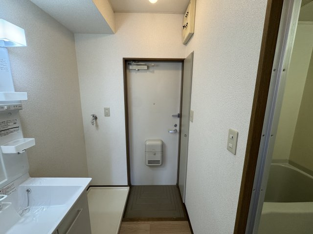 サイプレス豊中の玄関