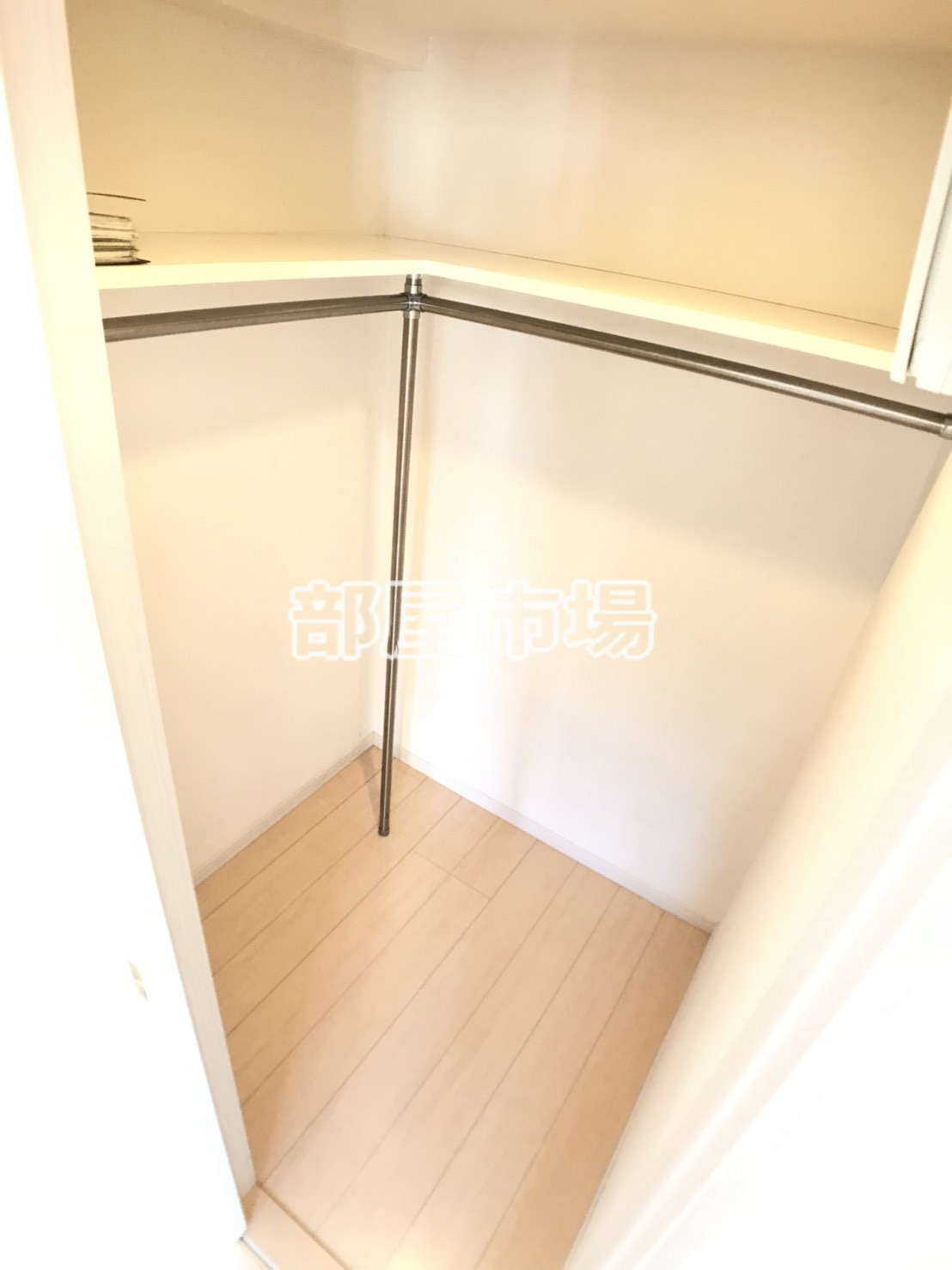 台東区浅草６丁目の賃貸マンションの収納|ウォークインクローゼット