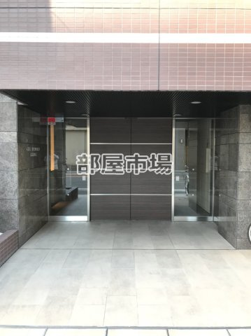 台東区浅草６丁目の賃貸マンションのエントランス