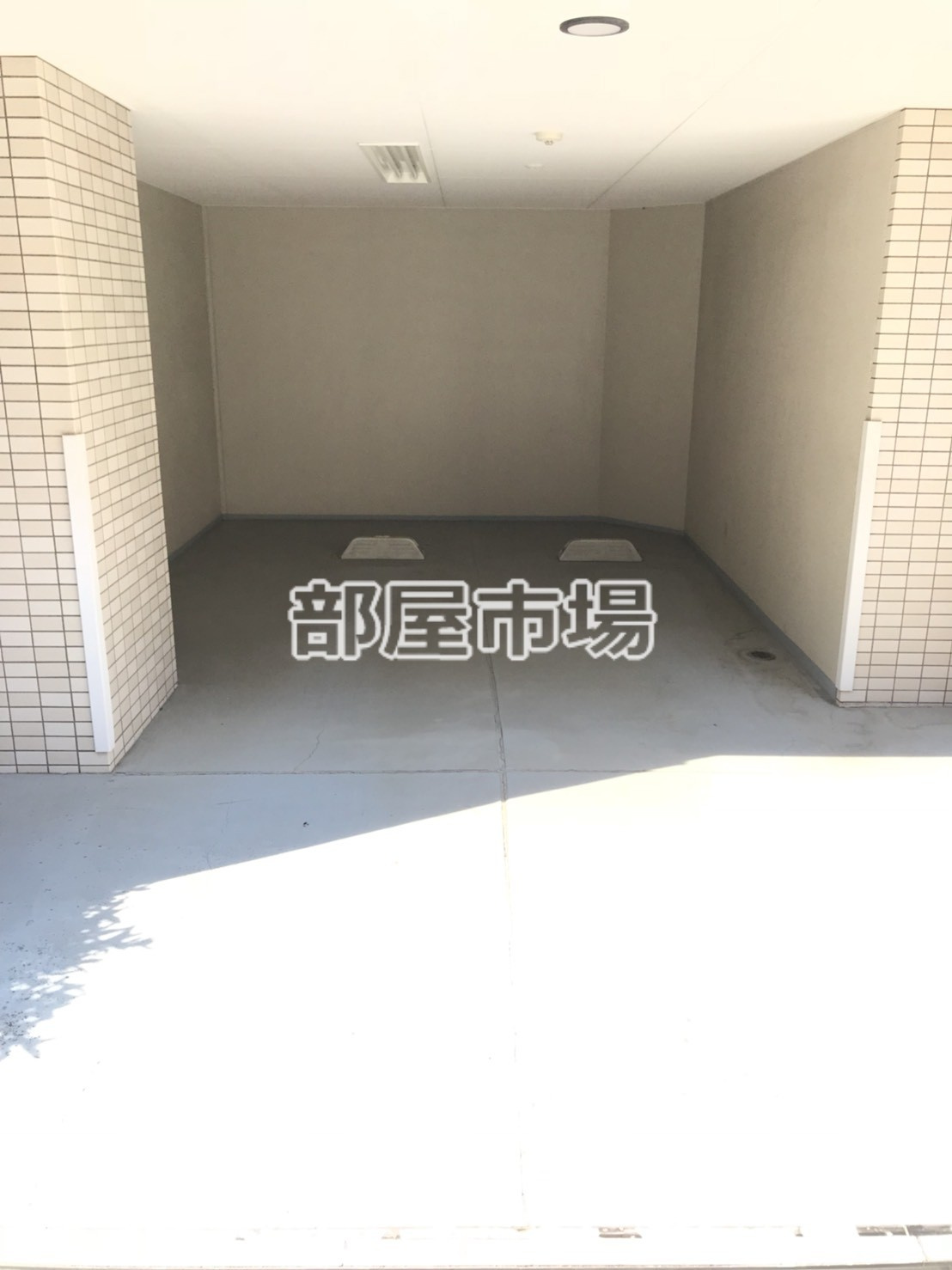 台東区浅草６丁目の賃貸マンションの駐車場