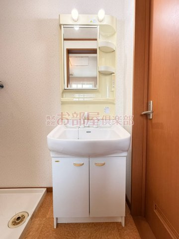 エサキビルの洗面所|コンパクトで使いやすい洗面所