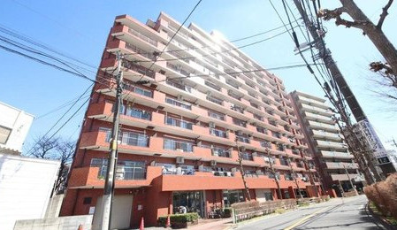 シャンボール志村坂上