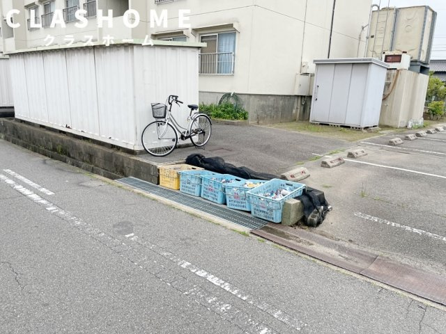 緑コーポ　　刈谷市近郊の賃貸ならクラスホーム刈谷店の駐車場