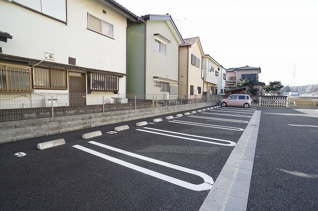 シエロ・ボニートの駐車場