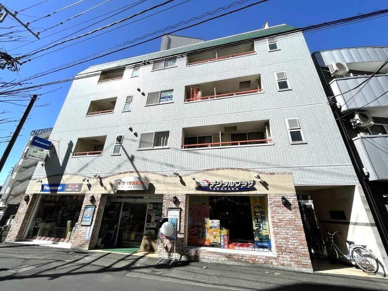 調布市国領町４丁目の賃貸マンションの外観