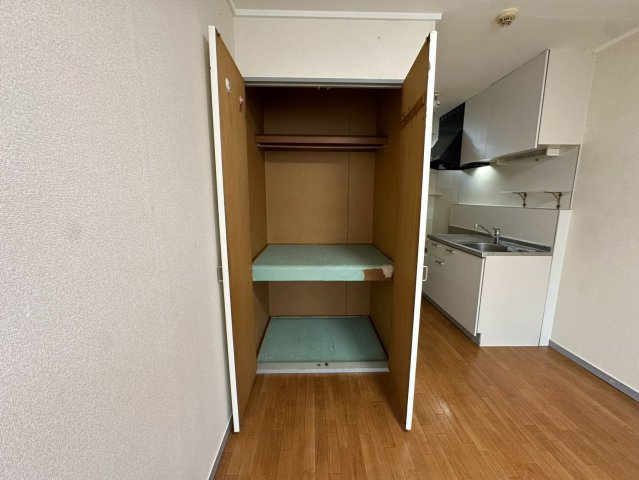 エステートピア岩田の収納