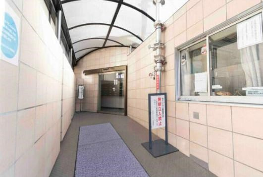 渋谷マンションのエントランス|建物の内部です