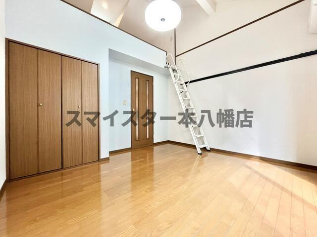 スタジオーネ参番館の寝室