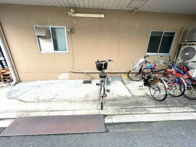 関口ビルのロビー