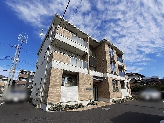 茅ヶ崎市菱沼２丁目のアパート