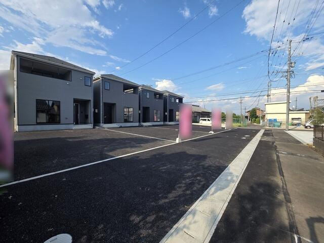 新築戸建て・仲介手数料無料）一宮市大和町北高井　第１・1号棟の前面道路含む現地写真