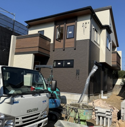 泉３丁目　新築戸建　２棟の外観