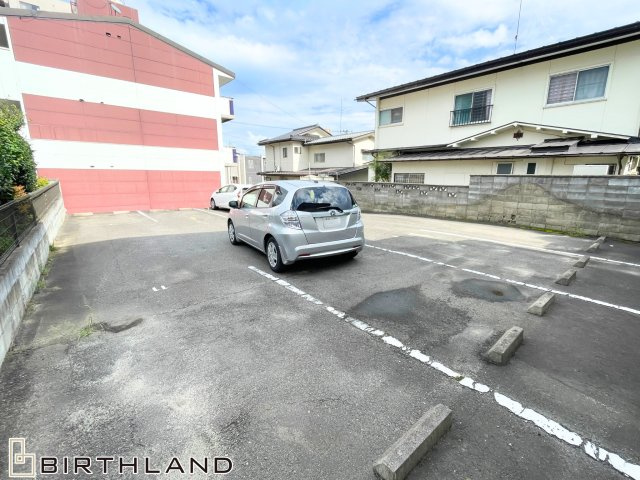 想定賃料収入592.0万円/年　想定利回り12.2％の駐車場