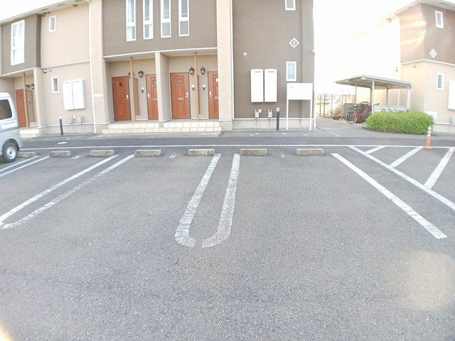 ピアッツア　Ⅰ棟の駐車場