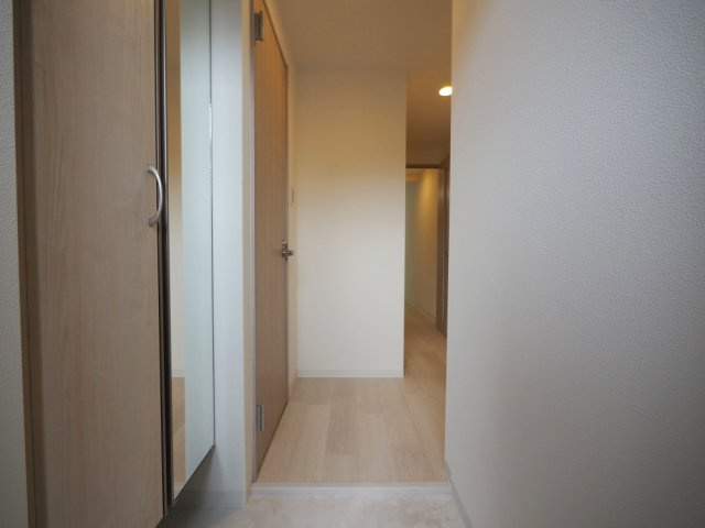 Alivis新町の玄関