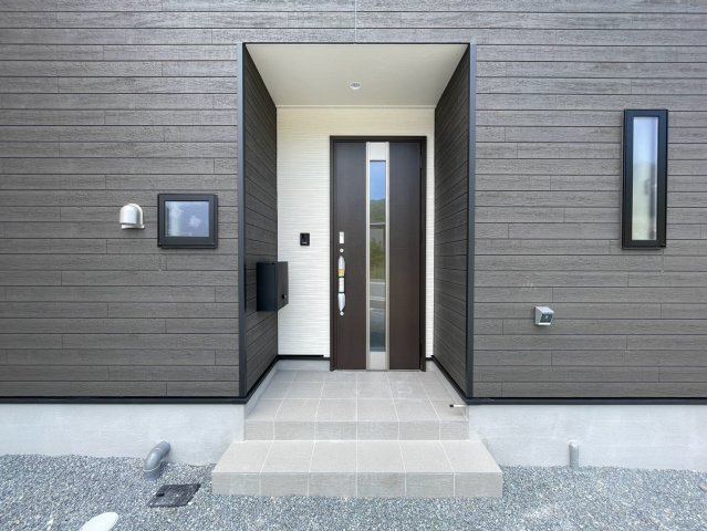 苫編新築戸建て(435-6)のエントランス