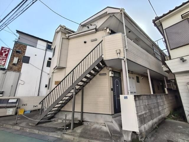 ハピネス小茂根の外観