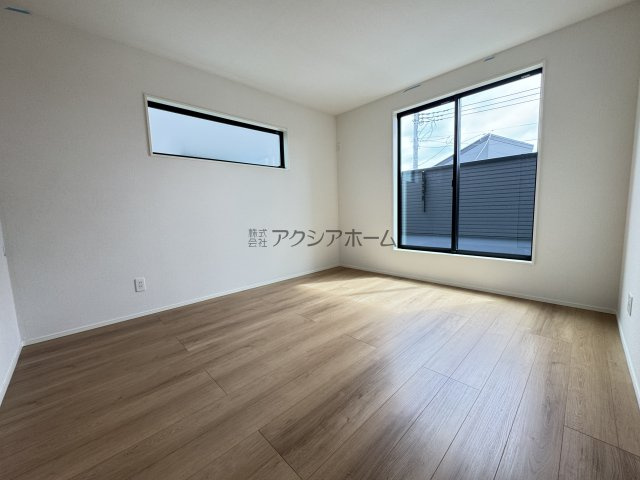 所沢市下安松・全7棟　新築一戸建　2号棟　～並列駐車2台可～の寝室|洋室7帖