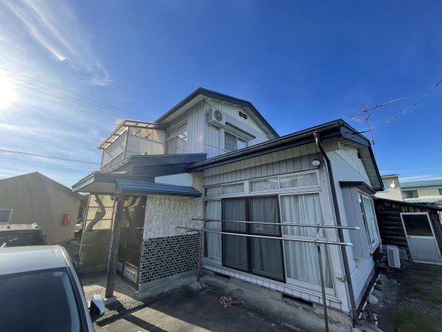 会津若松市材木町　中古戸建ての外観