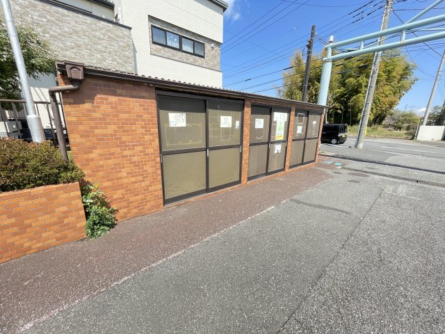 ラフィーヌ・フォレ の駐車場