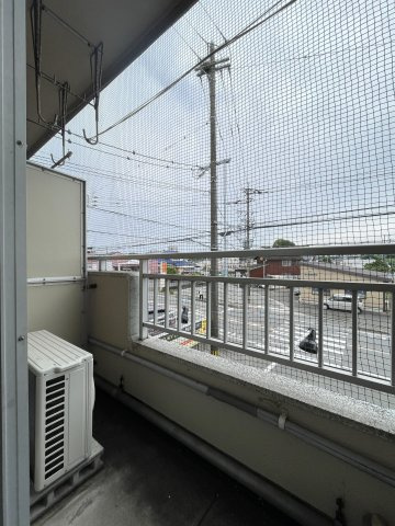 里村ビルのバルコニー