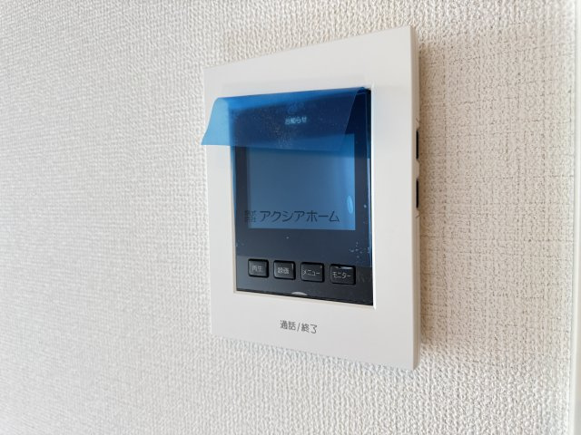 所沢市下安松・全7棟　新築一戸建　3号棟　～並列駐車2台可～の設備|来訪者が確認出来て安心なTVモニター付インターホン