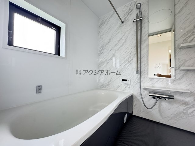 所沢市下安松・全7棟　新築一戸建　3号棟　～並列駐車2台可～の浴室|1坪サイズ・浴室乾燥機付ユニットバス