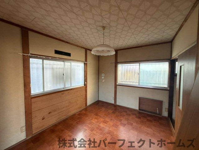 岡山手町戸建の洋室|コンパクトで使いやすい洋室です