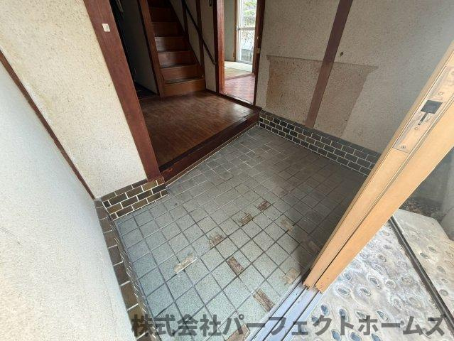 岡山手町戸建の玄関|落ち着いた玄関です