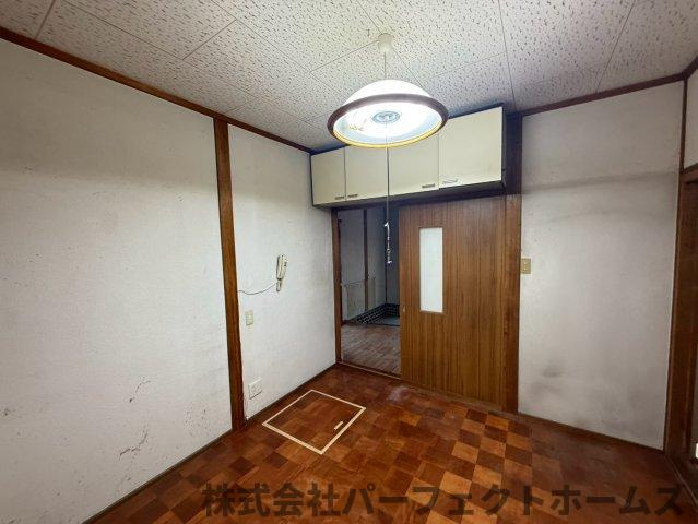 岡山手町戸建のキッチン|ダイニングキッチンです