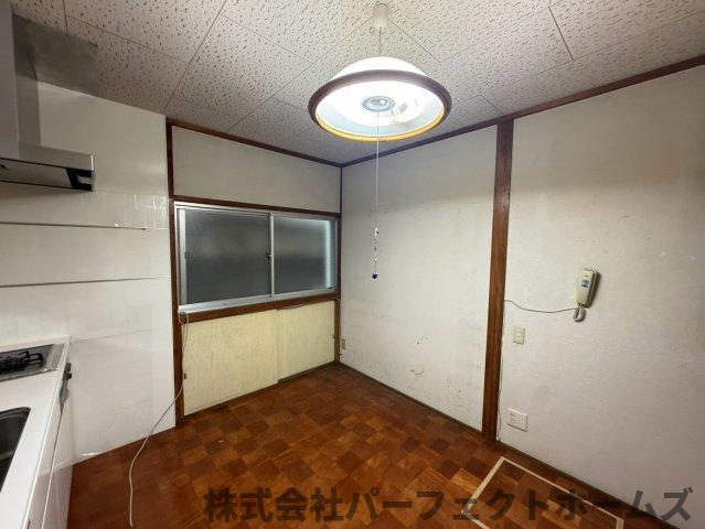岡山手町戸建のキッチン|ダイニングキッチンです